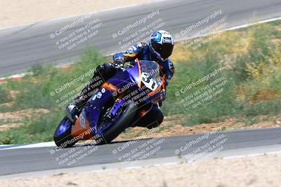 media/Apr-30-2023-CRA (Sun) [[020fcf5d43]]/Race 2-600 Expert Supersport/